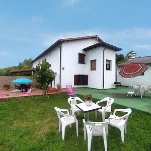 https://comoda-casa-en-entorno-natural-y-cerca-de-la-playa.bilbaohotelsspain.com