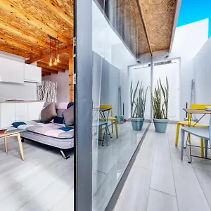 https://apartamento-volcan-de-la-geria.in-canary-islands.com